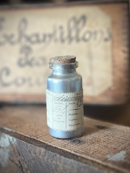 Apothecary bottle-Deep withe pigment-PAR578