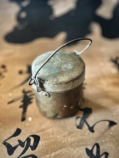 Indian miniature lime paste pot (chuna dani) - IND26