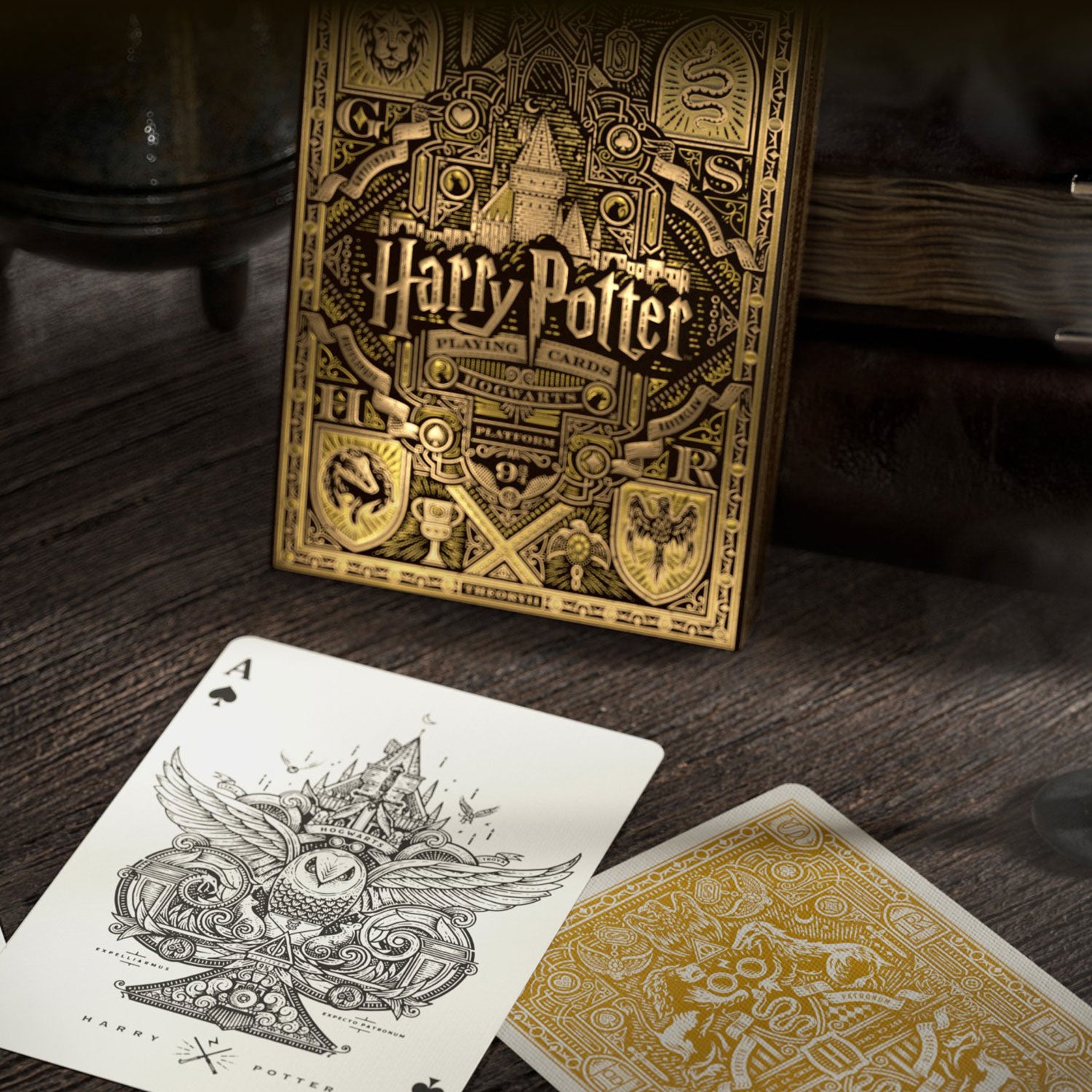 Harry Potter Playing Cards Deck - YELLOW - HUFFLEPUFF